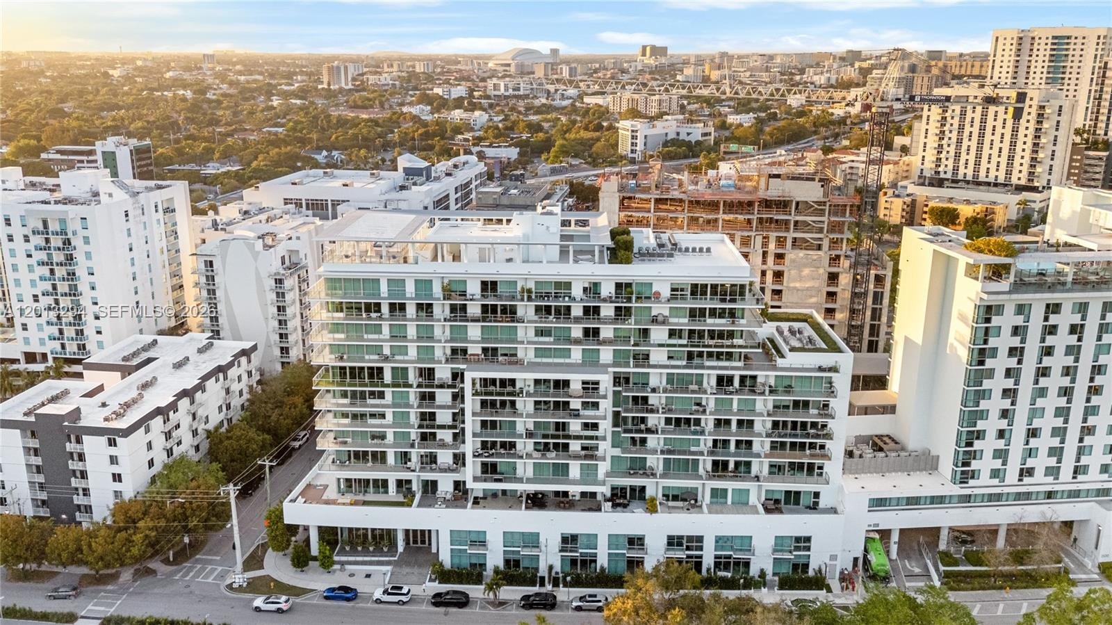 1600 1st Ave #307 — Canvas Miami