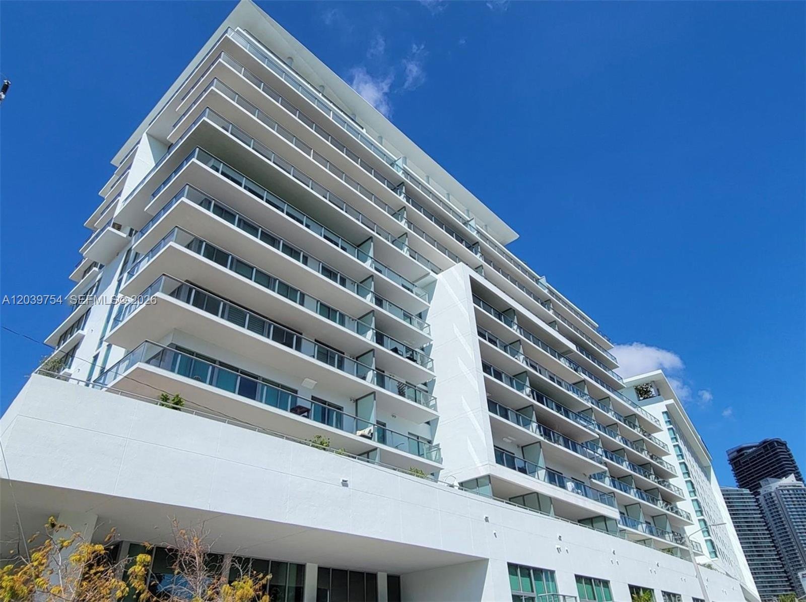 1600 1st Ave #910 — Canvas Miami