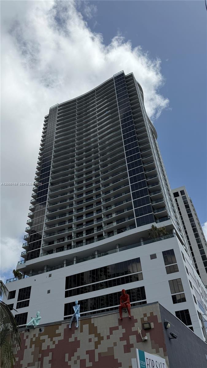 1600 1st Ave #2511 — Canvas Miami