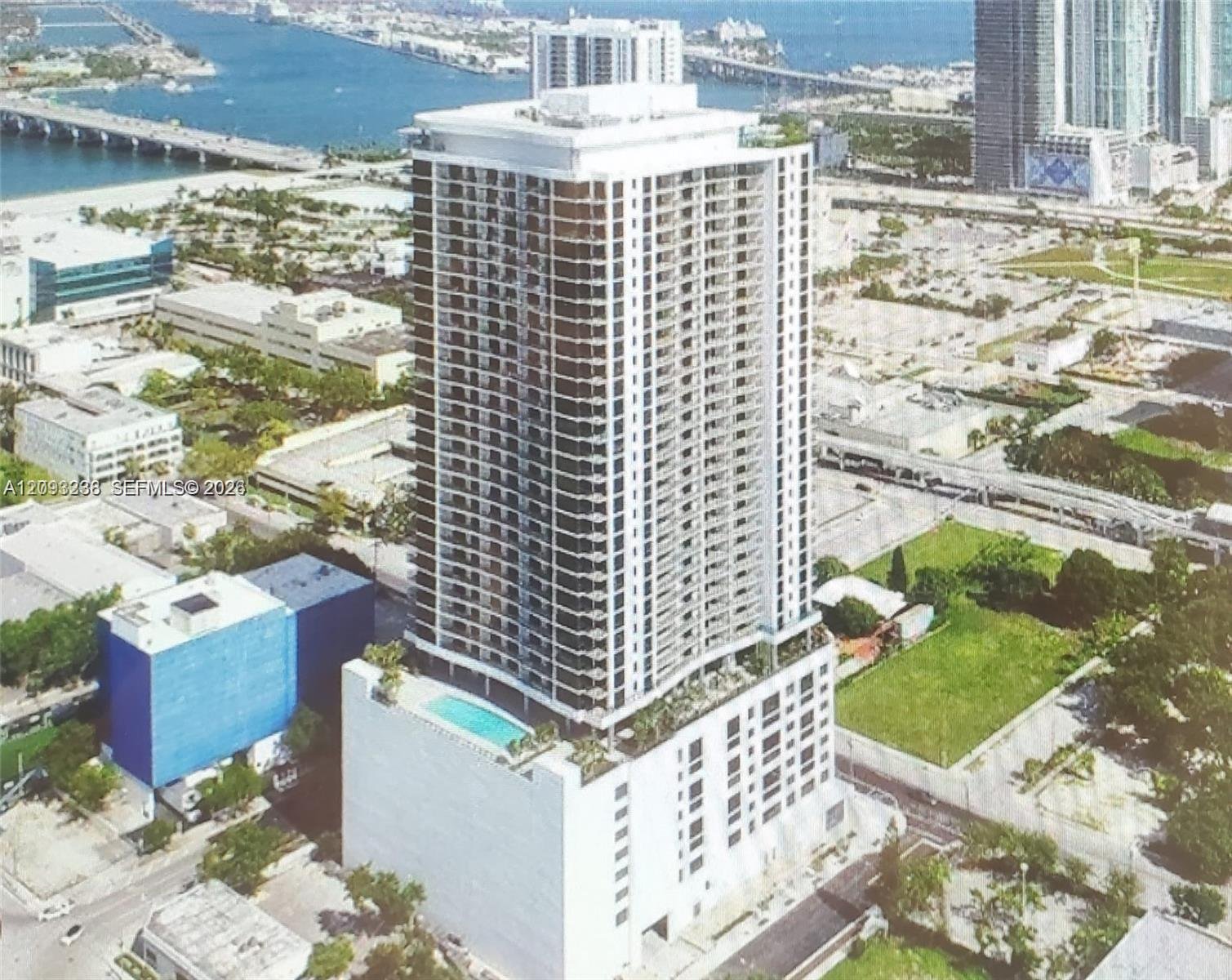 1600 1st Ave #1002 — Canvas Miami