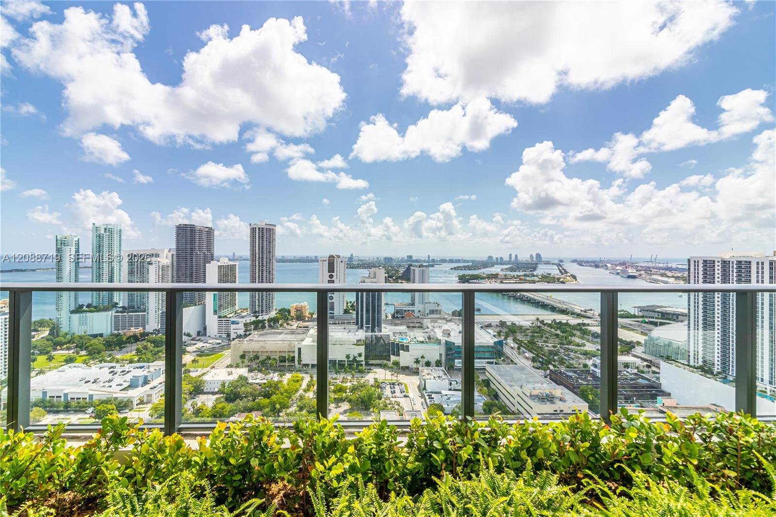 1600 1st Ave #2016 — Canvas Miami
